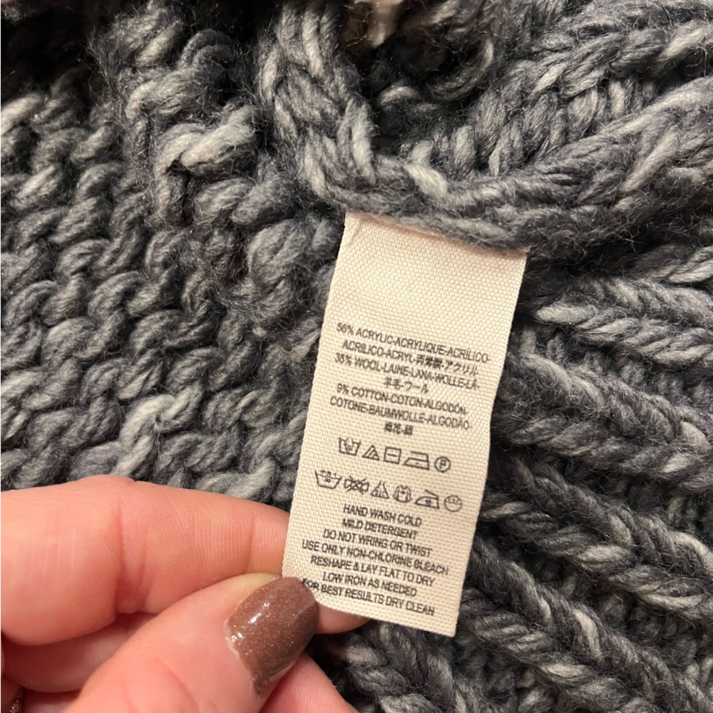 NWT Free People Reindeer Holiday Sweater Grey Combo Size M. - Picture 10 of 10
